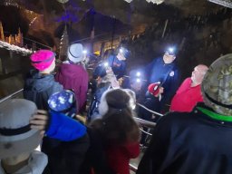 Besuch Kinderfeuerwehr in der Teufelshöhle